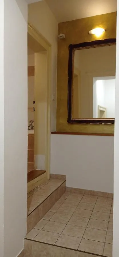 Hotel U Zlateho Jelena Prague