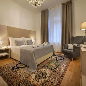 Apart-hotel Old Town By Little King, Praga